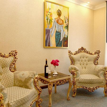 Aqua Hotel Тбилиси Екстериор снимка