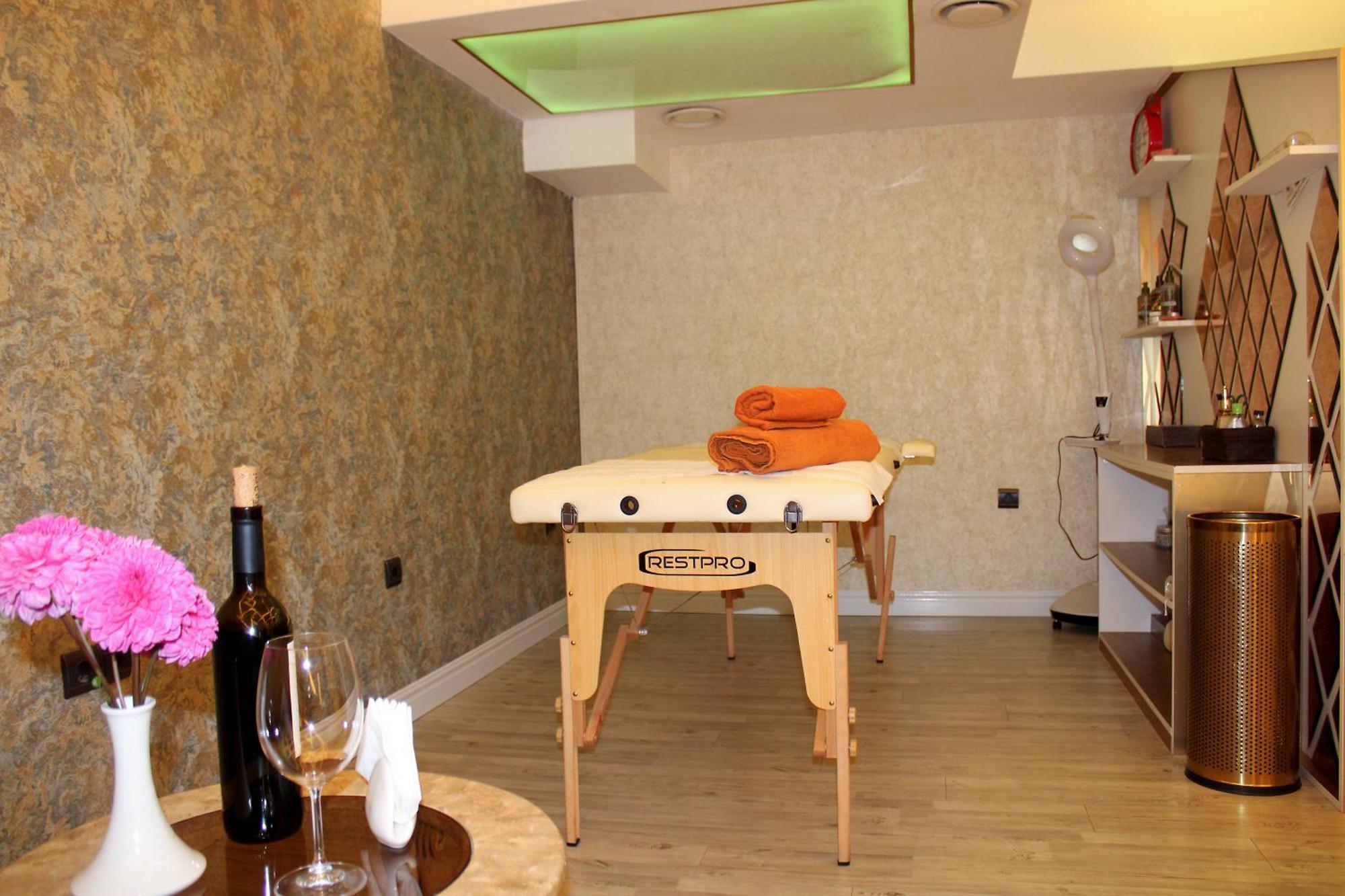 Aqua Hotel Тбилиси Екстериор снимка