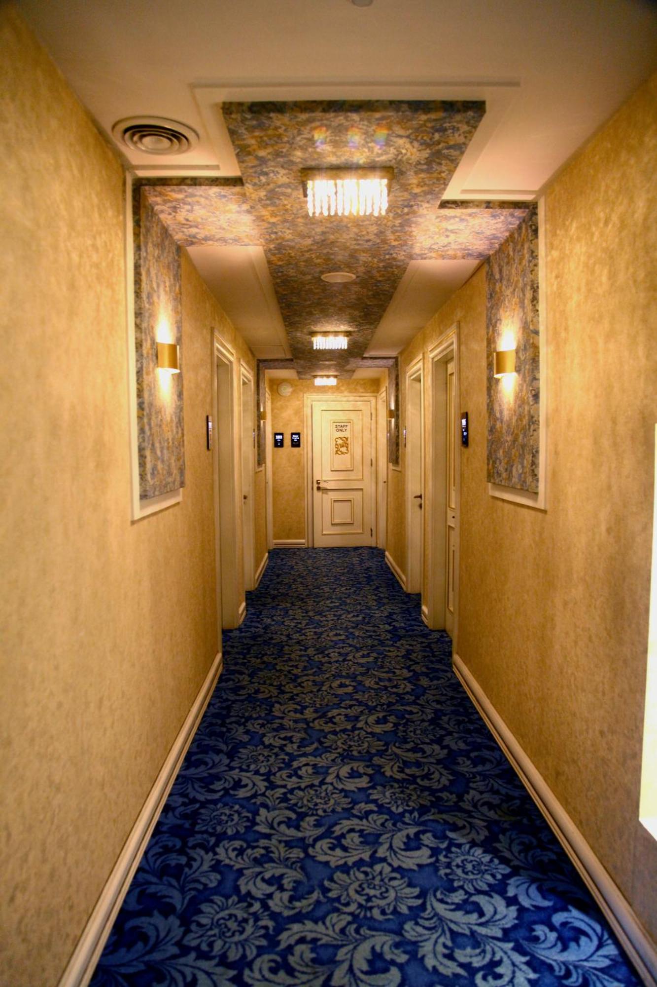 Aqua Hotel Тбилиси Екстериор снимка