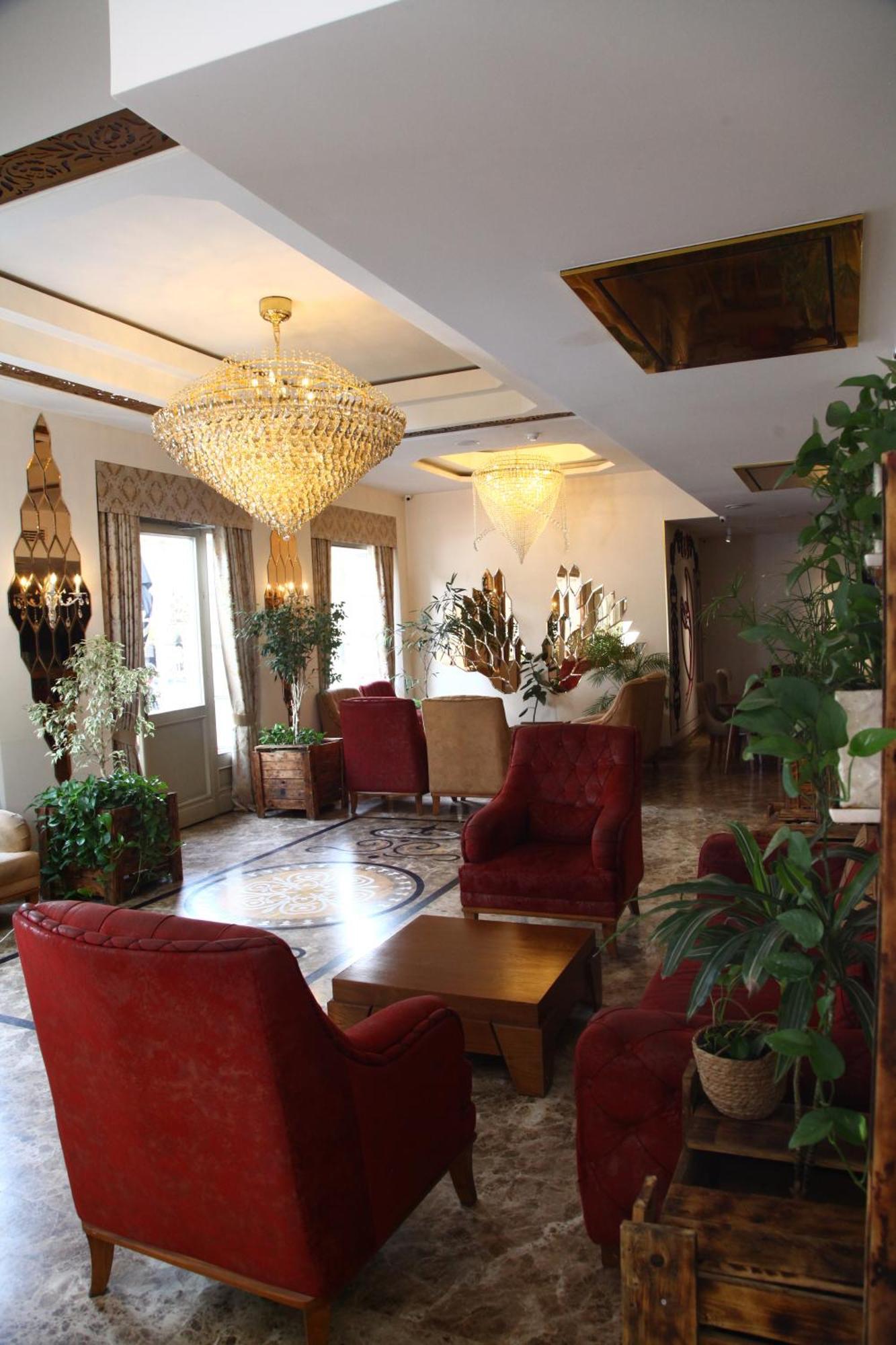 Aqua Hotel Тбилиси Екстериор снимка