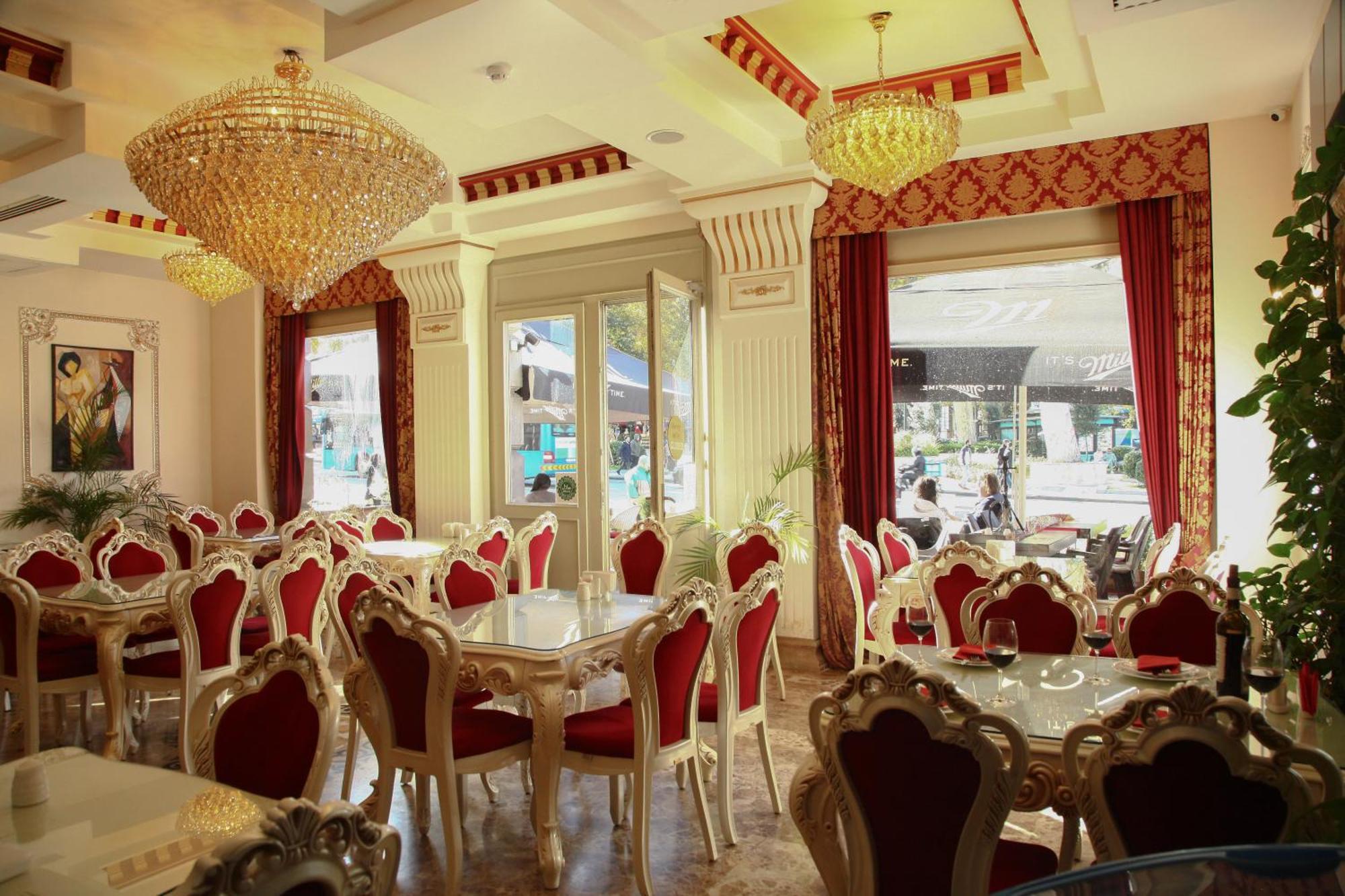 Aqua Hotel Тбилиси Екстериор снимка