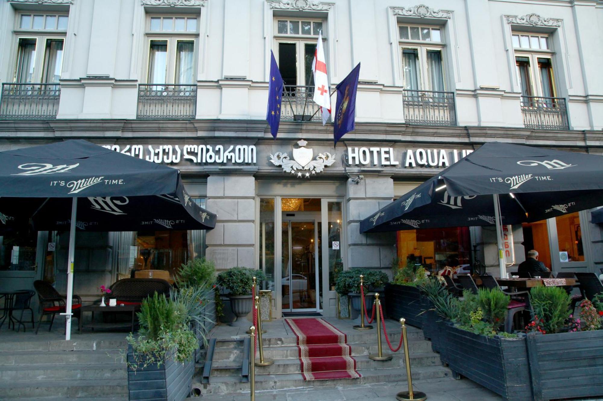 Aqua Hotel Тбилиси Екстериор снимка