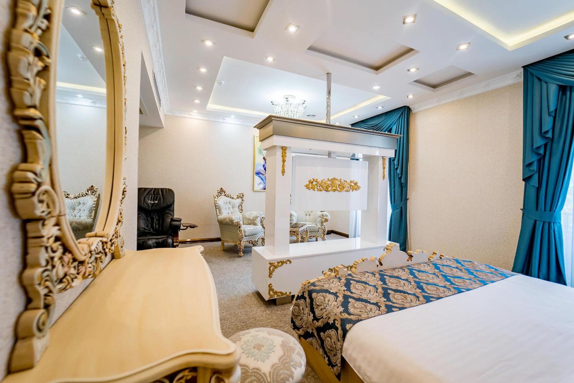 Aqua Hotel Тбилиси Екстериор снимка