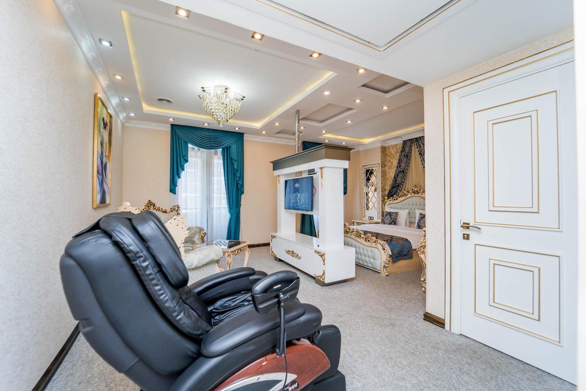 Aqua Hotel Тбилиси Екстериор снимка